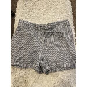 Per Se Women’s Sz. M Linen Blend Striped Blue Shorts. Great Pair